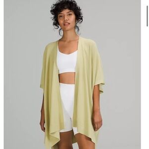 Lululemon Athletica Merino Wool Short Sleeve Wrap